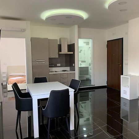 Mondo Suites Apartments Neapol Zewnętrze zdjęcie