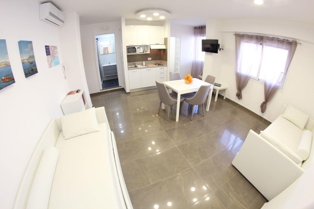 Mondo Suites Apartments Neapol Zewnętrze zdjęcie