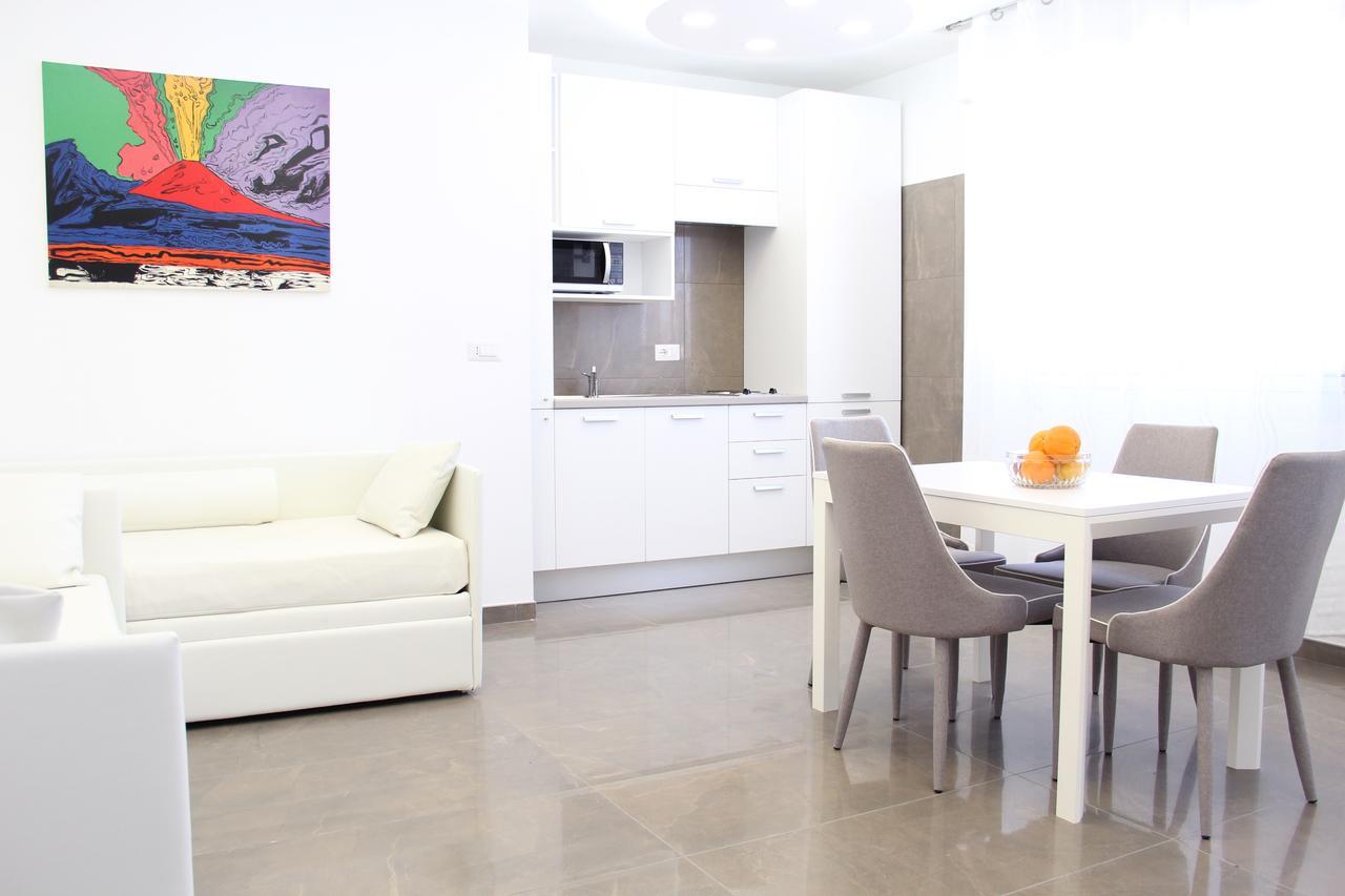 Mondo Suites Apartments Neapol Zewnętrze zdjęcie