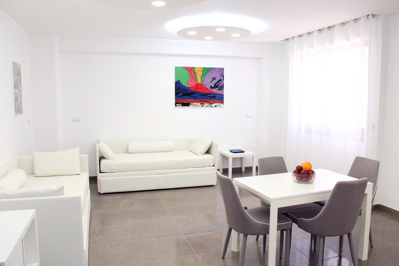 Mondo Suites Apartments Neapol Zewnętrze zdjęcie